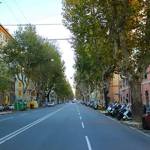 L'amande , Genova Italia